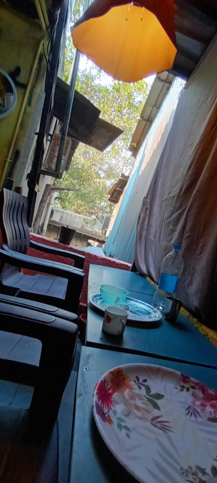 Sinhassan Dormitory Hostel Juhu Mumbai Exterior photo